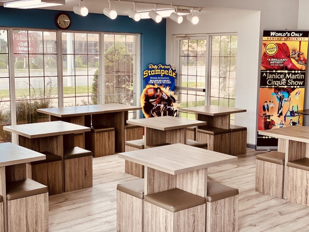 Imagen de los interiores del Hotel Econo Lodge, Branson. Foto 18