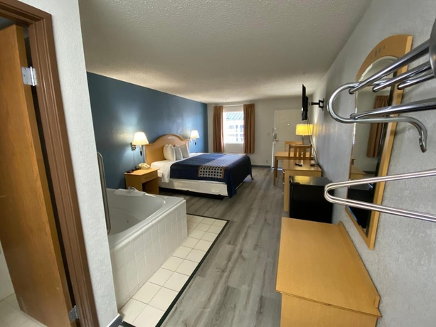 Imagen de la habitación del Hotel Econo Lodge, Branson. Foto 13