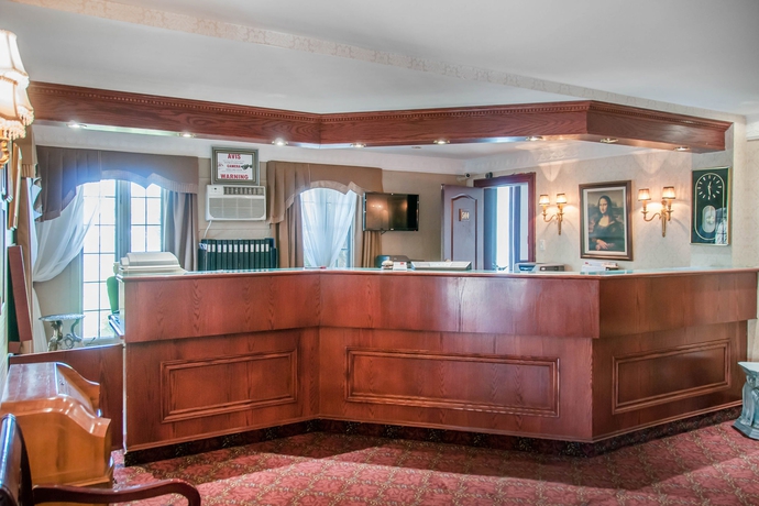 Imagen de los interiores del Hotel Econo Lodge, Brossard. Foto 15