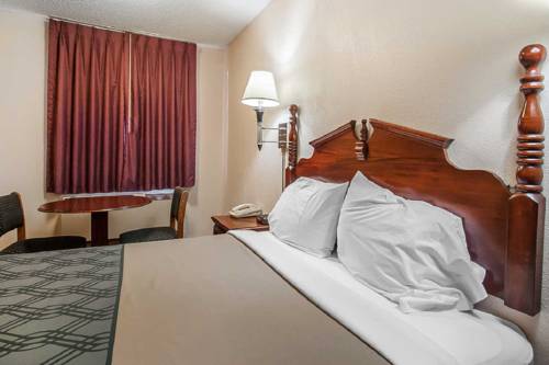 Imagen general del Hotel Econo Lodge Brownsville. Foto 1