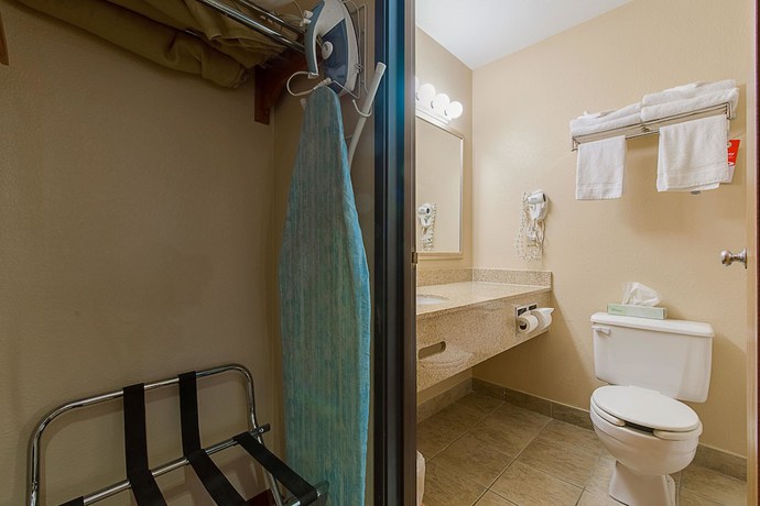Imagen de la habitación del Hotel Econo Lodge Buckley. Foto 10