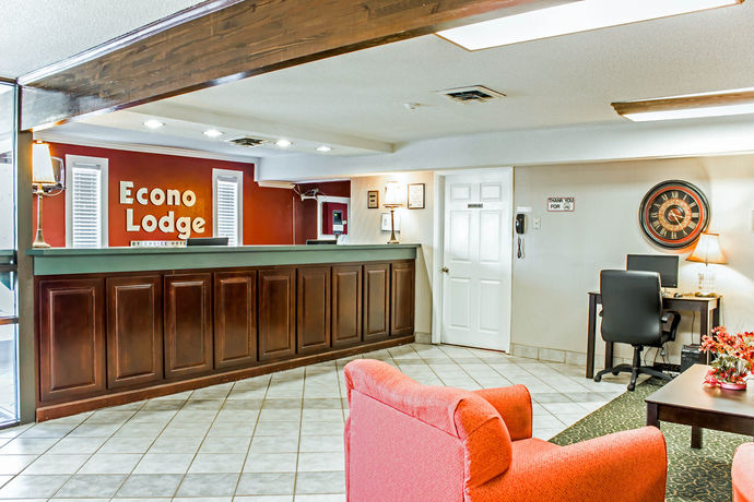 Imagen de los interiores del Hotel Econo Lodge Burlington I-40. Foto 13