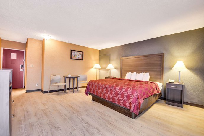 Imagen de la habitación del Hotel Econo Lodge Busch Gardens. Foto 5