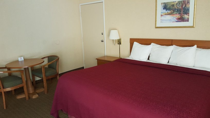 Imagen de la habitación del Hotel Econo Lodge Busch Gardens. Foto 10