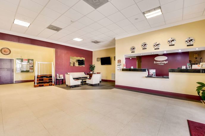 Imagen de los interiores del Hotel Econo Lodge Busch Gardens. Foto 15