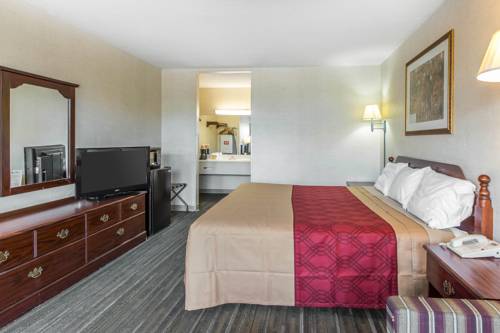 Imagen de la habitación del Hotel Econo Lodge, Calhoun. Foto 4