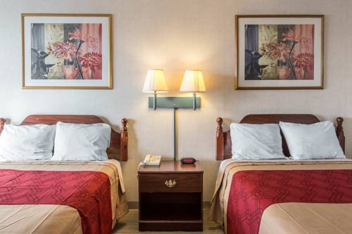 Imagen de la habitación del Hotel Econo Lodge, Calhoun. Foto 9