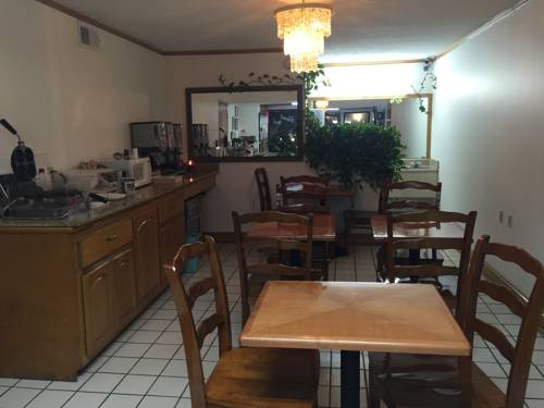 Imagen de la habitación del Hotel Econo Lodge, Calhoun. Foto 2