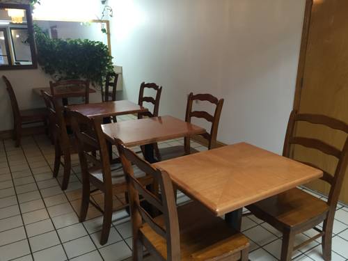 Imagen de la habitación del Hotel Econo Lodge, Calhoun. Foto 15