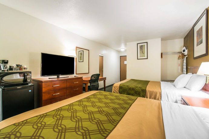 Imagen de la piscina del Hotel Econo Lodge, Ca&ntilde;on City. Foto 15