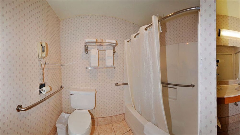 Imagen de la habitación del Hotel Econo Lodge Castro Valley I-580. Foto 10