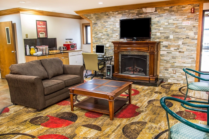 Imagen de los interiores del Hotel Econo Lodge Cedar Rapids. Foto 14