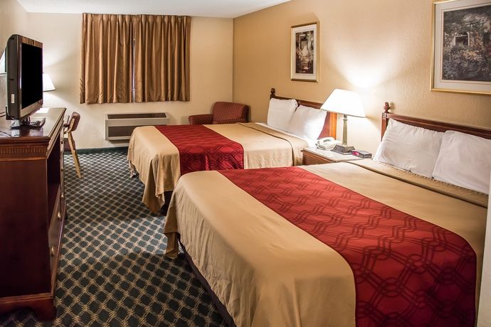 Imagen de la habitación del Hotel Econo Lodge Cedar Rapids. Foto 7