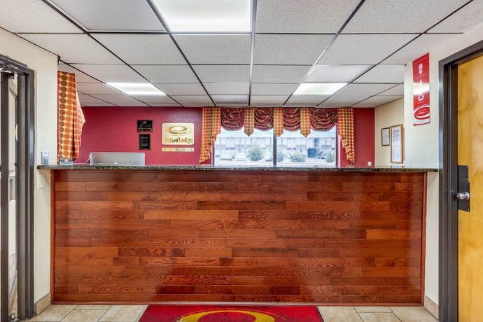Imagen de los interiores del Hotel Econo Lodge Chattanooga. Foto 19