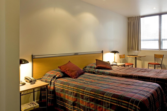 Imagen de la habitación del Hotel Econo Lodge City Central. Foto 5