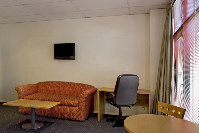 Imagen de los interiores del Hotel Econo Lodge City Central. Foto 16