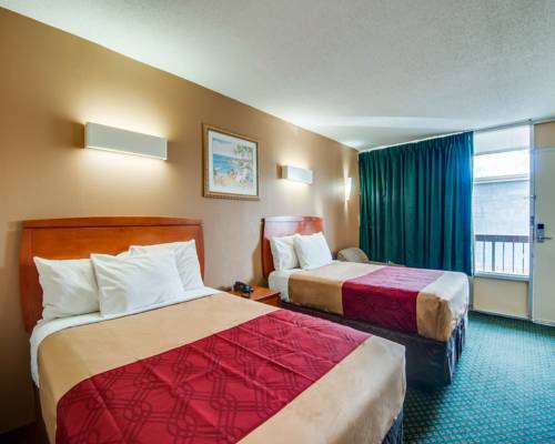 Imagen de la habitación del Hotel Econo Lodge Civic Center. Foto 9