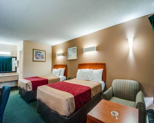 Imagen de la habitación del Hotel Econo Lodge Civic Center. Foto 10