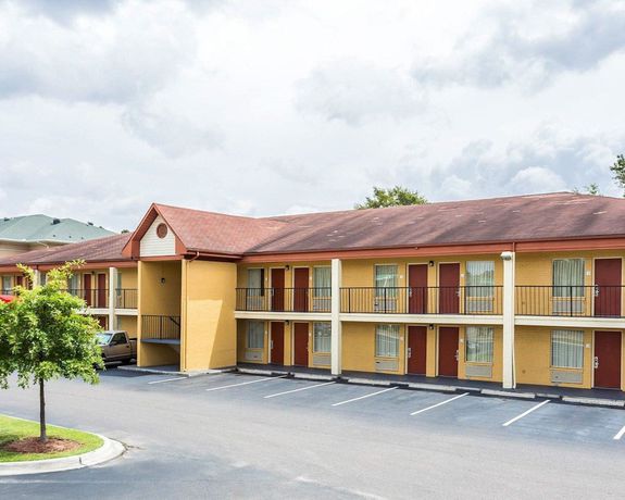 Imagen general del Hotel Econo Lodge Coliseum. Foto 2