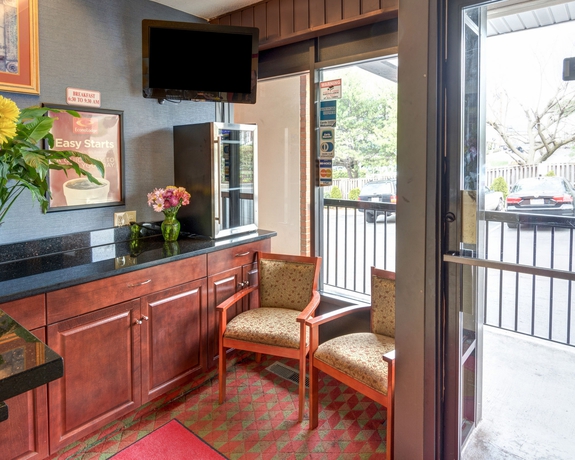 Imagen de los interiores del Hotel Econo Lodge, College Park. Foto 16