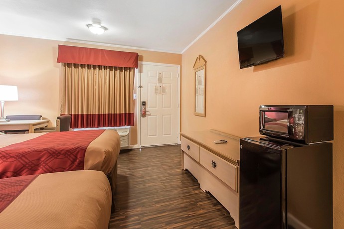 Imagen de la habitación del Hotel Econo Lodge Cornersville. Foto 11