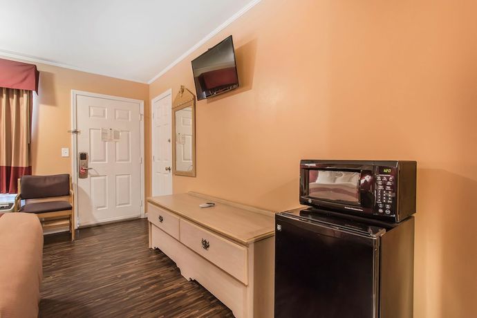 Imagen de la habitación del Hotel Econo Lodge Cornersville. Foto 13