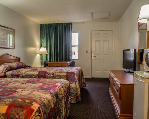 Imagen de la habitación del Hotel Econo Lodge Crystal River. Foto 8