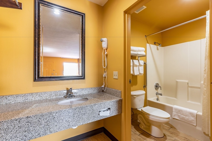 Imagen de la habitación del Hotel Econo Lodge Cumberland. Foto 8