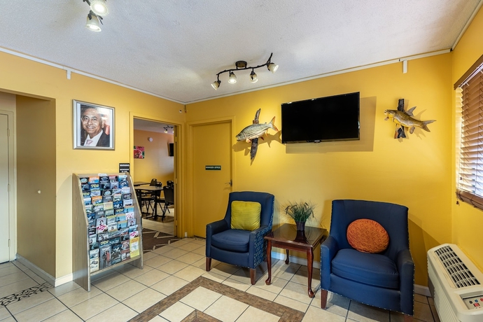 Imagen de los interiores del Hotel Econo Lodge Cumberland. Foto 19