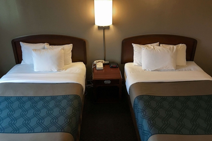 Imagen de la habitación del Hotel Econo Lodge Darien Lakes. Foto 15