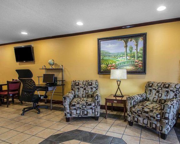 Imagen de los interiores del Hotel Econo Lodge Defuniak Springs I-10. Foto 18