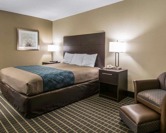 Imagen de la habitación del Hotel Econo Lodge Defuniak Springs I-10. Foto 14