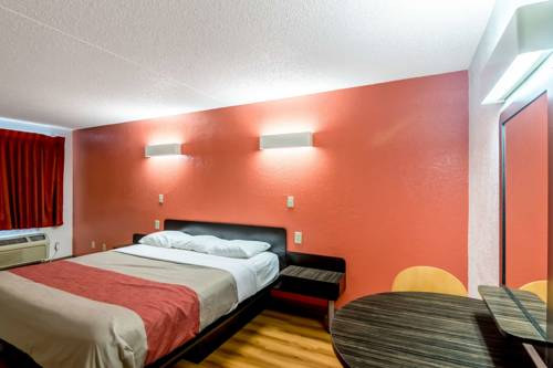 Imagen de la habitación del Hotel Econo Lodge, Del City. Foto 8