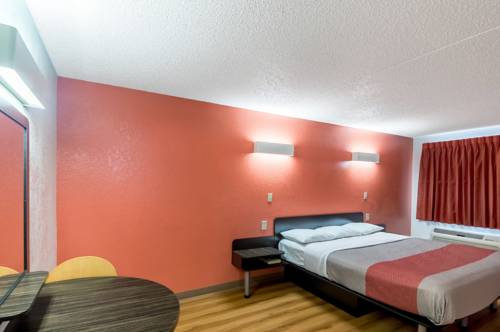 Imagen de la habitación del Hotel Econo Lodge, Del City. Foto 14