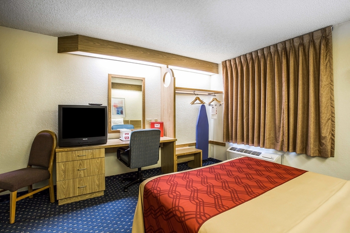 Imagen de la habitación del Hotel Econo Lodge Denver International Airport. Foto 7
