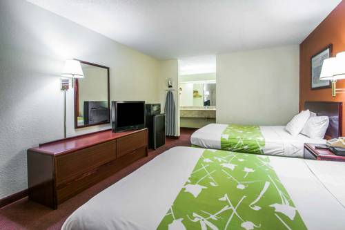 Imagen de la habitación del Hotel Econo Lodge Dothan. Foto 11