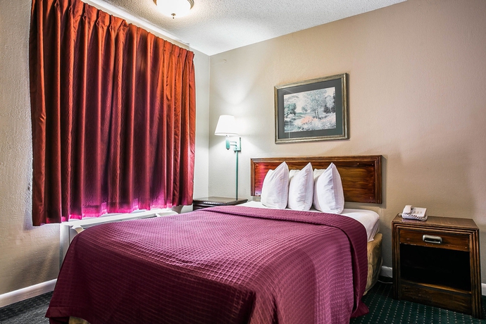 Imagen de la habitación del Hotel Econo Lodge Downtown, Augusta. Foto 8