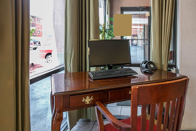 Imagen de los interiores del Hotel Econo Lodge Downtown, Augusta. Foto 15