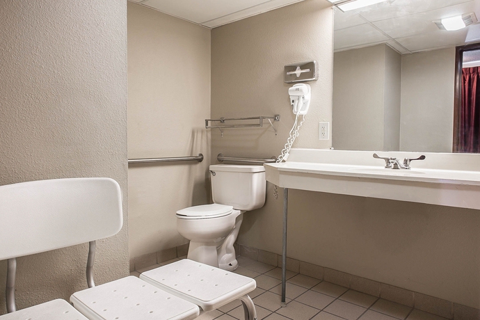 Imagen de la habitación del Hotel Econo Lodge Downtown, Augusta. Foto 10