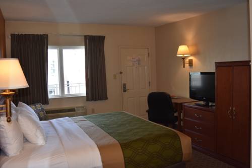 Imagen de la habitación del Hotel Econo Lodge Downtown Louisville. Foto 10
