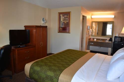 Imagen de la habitación del Hotel Econo Lodge Downtown Louisville. Foto 12