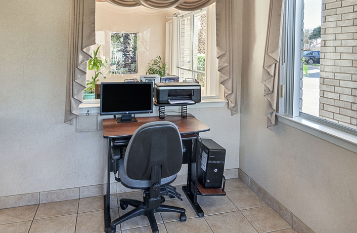 Imagen de los interiores del Hotel Econo Lodge Downtown South. Foto 15
