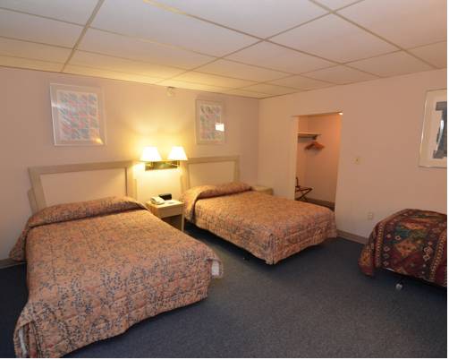 Imagen de la habitación del Hotel Econo Lodge Drums. Foto 5