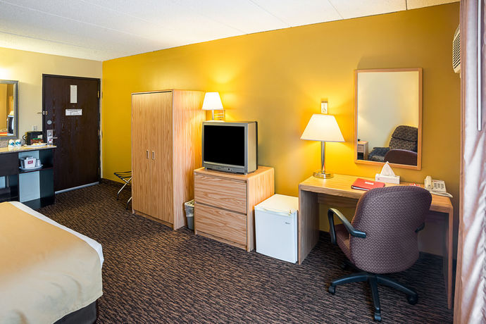 Imagen de la habitación del Hotel Econo Lodge Duluth Near Miller Hill Mall. Foto 9