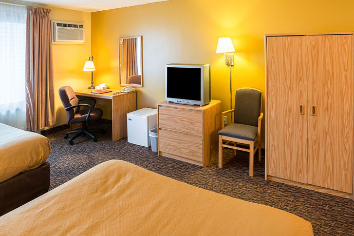 Imagen de la habitación del Hotel Econo Lodge Duluth Near Miller Hill Mall. Foto 12