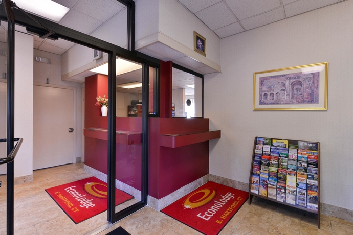 Imagen de los interiores del Hotel Econo Lodge, East Hartford. Foto 18