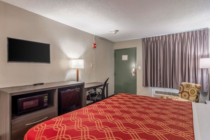 Imagen de la habitación del Hotel Econo Lodge East Ridge. Foto 11