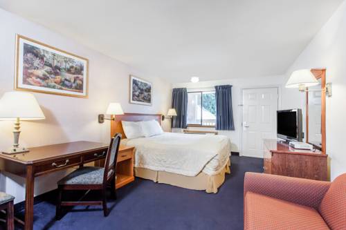 Imagen de la habitación del Hotel Econo Lodge Edmonds North Seattle. Foto 5
