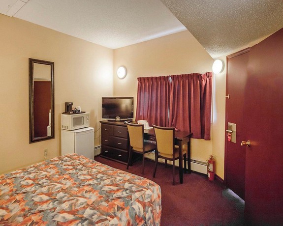 Imagen de la habitación del Hotel Econo Lodge Edson. Foto 6