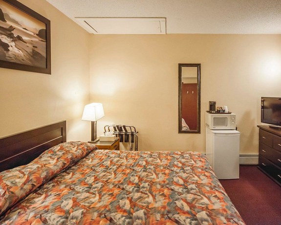 Imagen de la habitación del Hotel Econo Lodge Edson. Foto 7